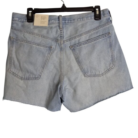 Universal Thread Size 6 Shorts Womens Light Wash Denim Jean Recycled Cotton NEW - Picture 2 of 10